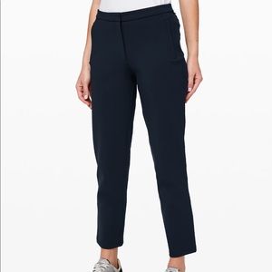 NWT Lululemon On the move pant black 8